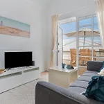 Calida Vivienda Accesible דירה